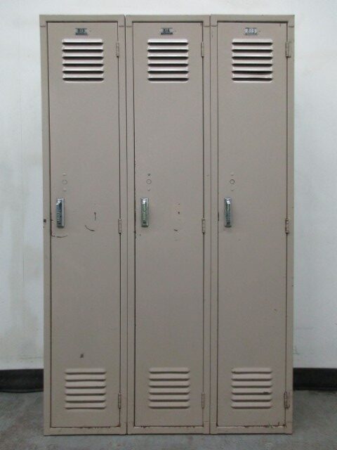 Refurbished Metal Lockers