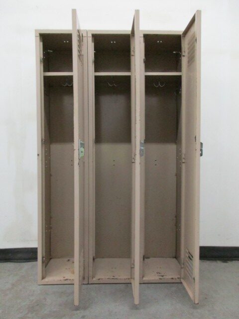 Refurbished Metal Lockers